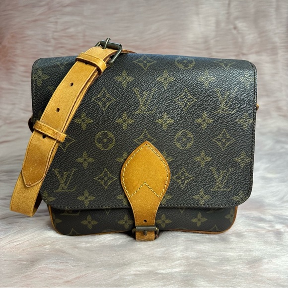 Louis Vuitton Handbags - 🟥 SOLD! Louis Vuitton Cartouchiere MM Monogram Crossbody Bag